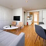 Ledaal Place 1 By